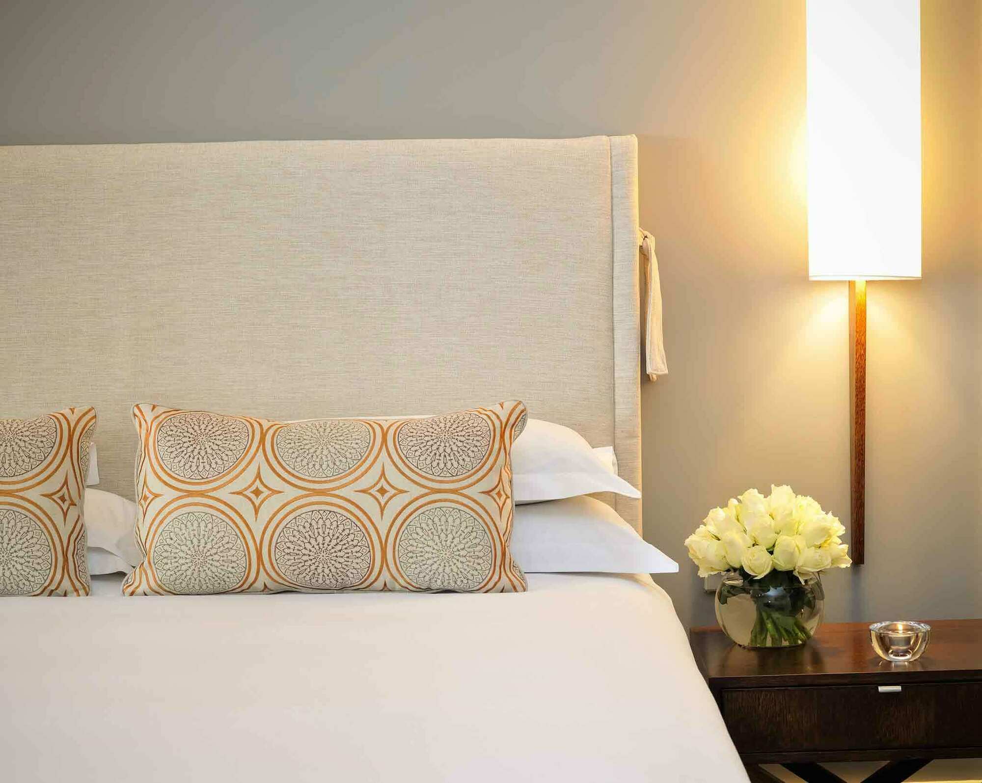Mercure Port Of Ечука Екстериор снимка